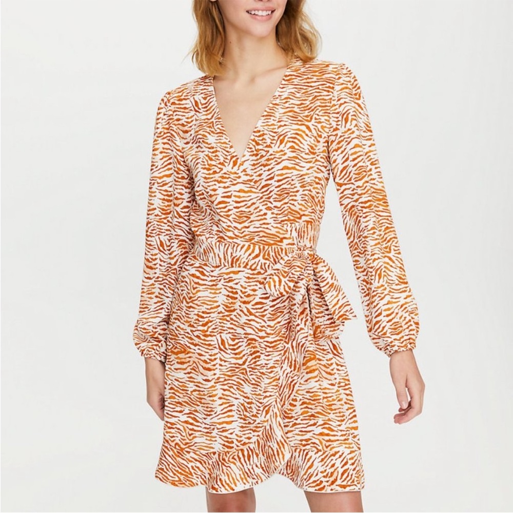 Aritzia Littlemoon Julep Ruffle wrap Dress new w/ tag